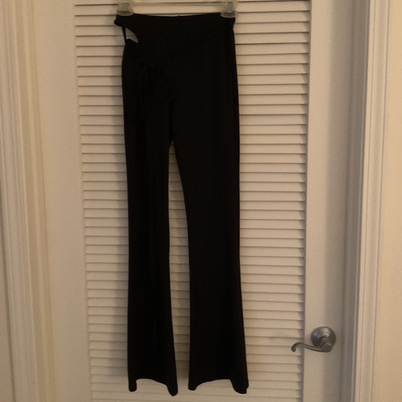 Joah Brown Cut Out Mini Flare Legging Black S - Picture 6 of 6